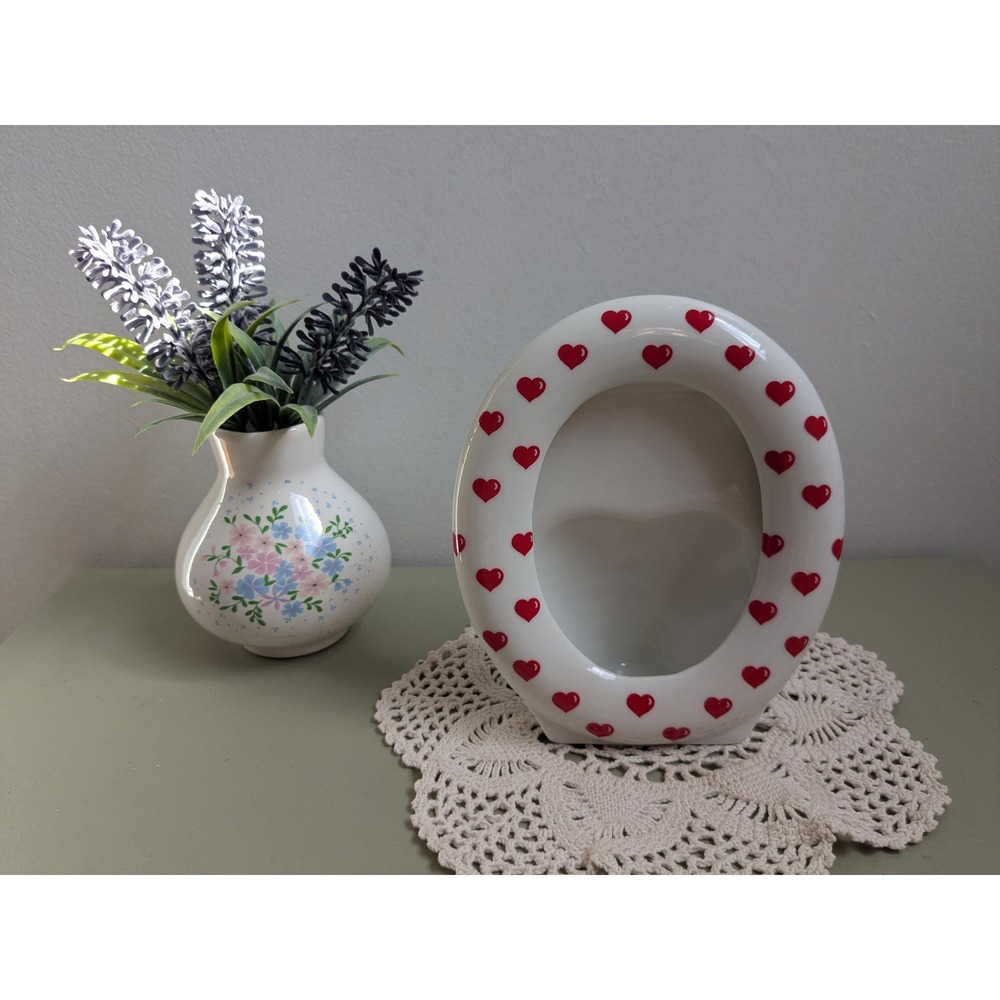 Vintage Japan Ceramic Photo Frame Red Hearts Oval Kitsch Decor